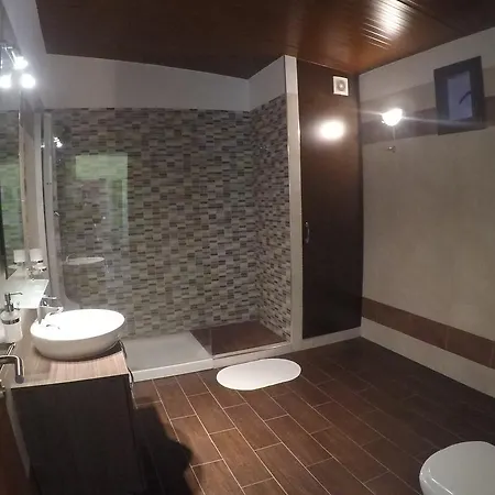 Apartamento Duplex Chabor * 阿德耶